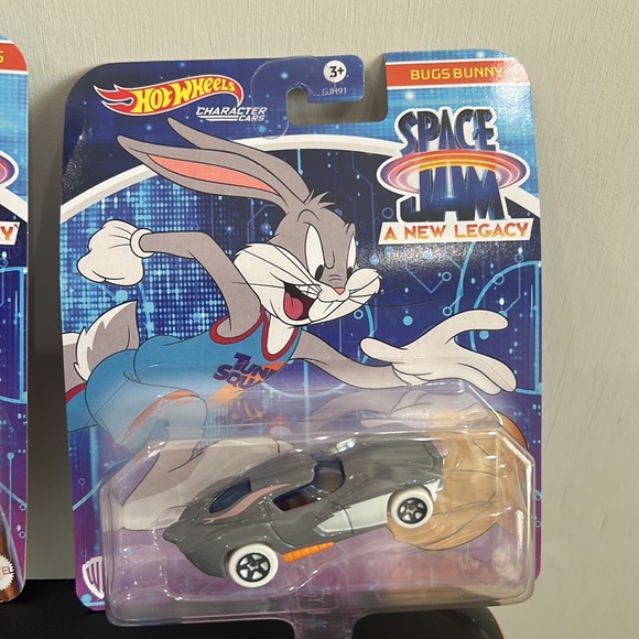Hot Wheels - Space Jams A New Legacy (5) Car Lot - Lebron James and more - Picture 4 of 8